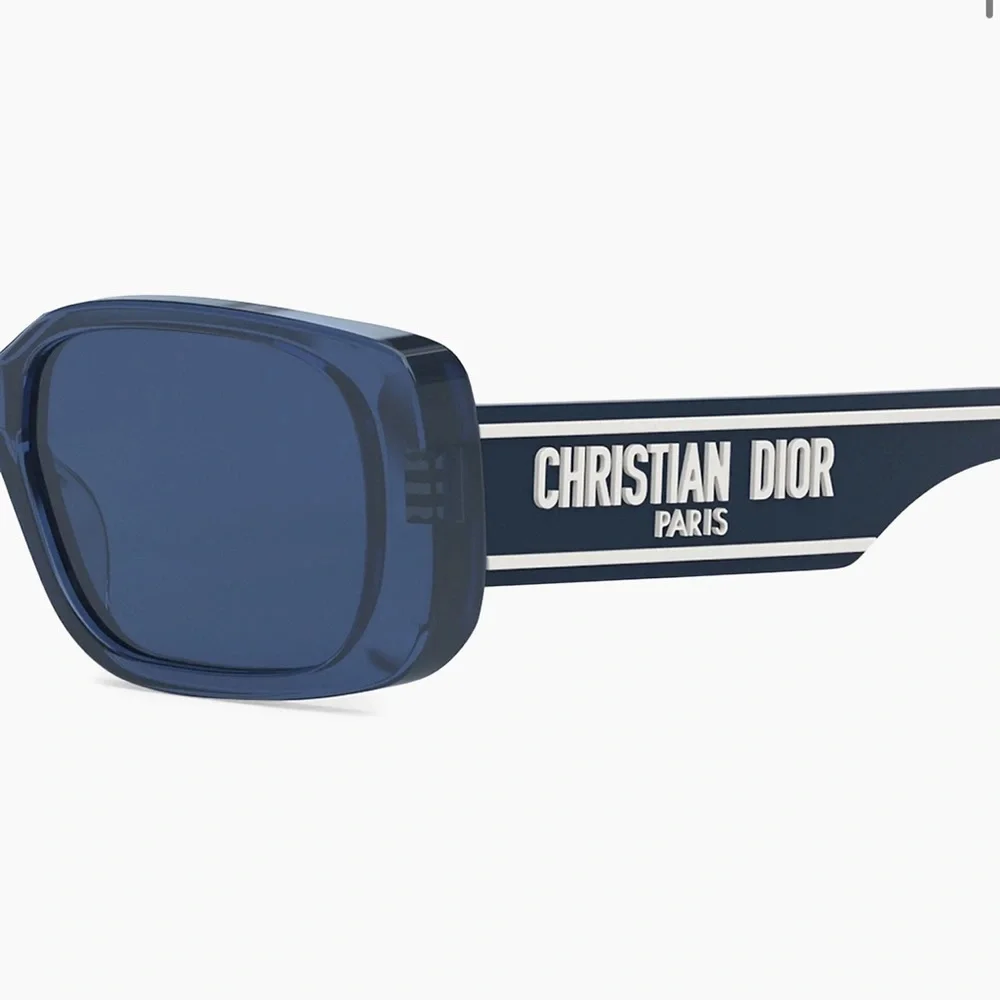 Excluded Dior Sunglasses, New 375 - Picture 9 of 9